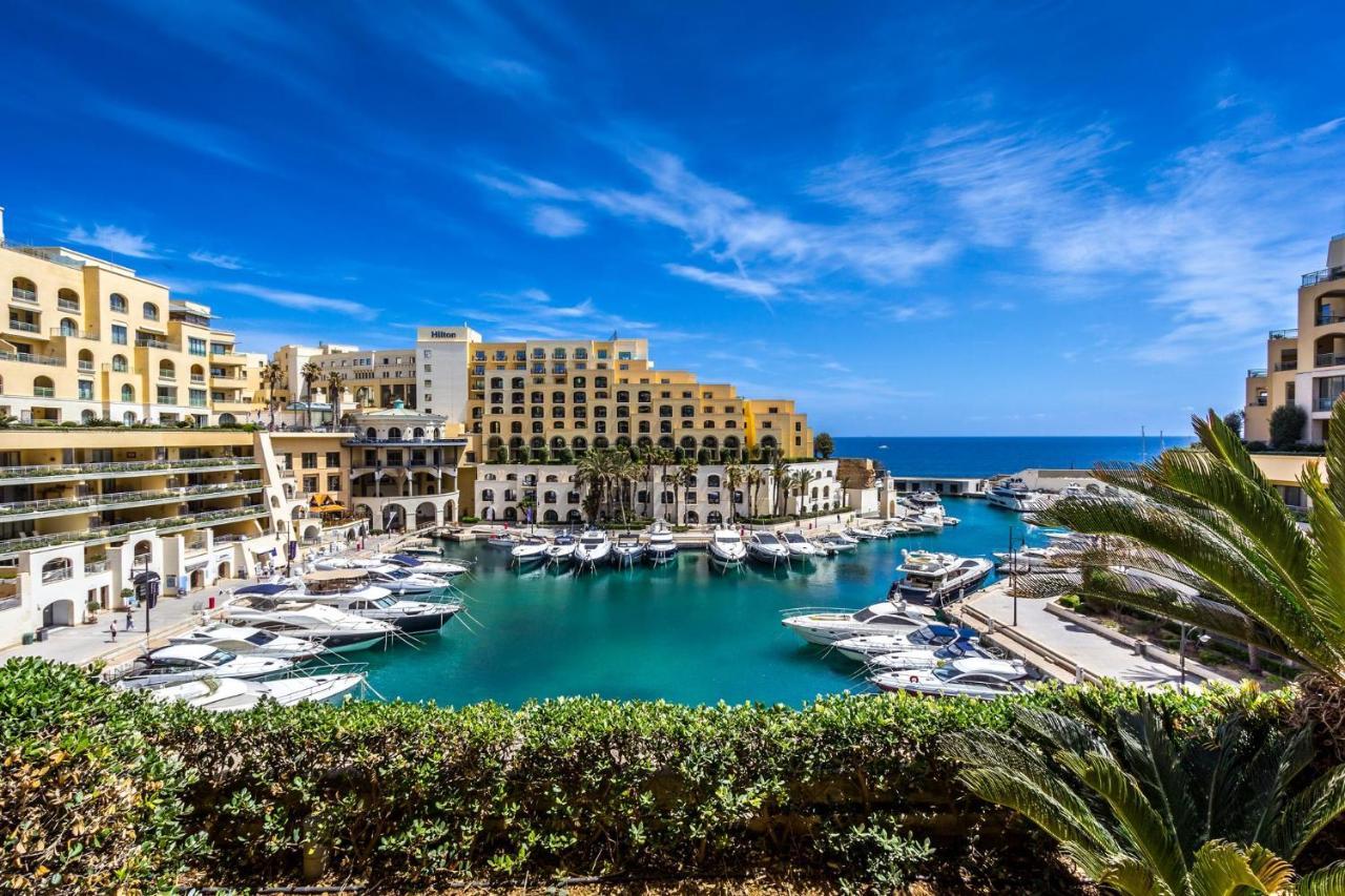 Deluxe Steps To St Georges Bay Apartamento *