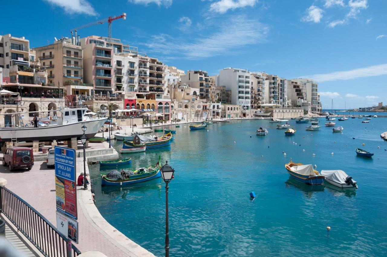 Deluxe Steps To St Georges Bay Apartament